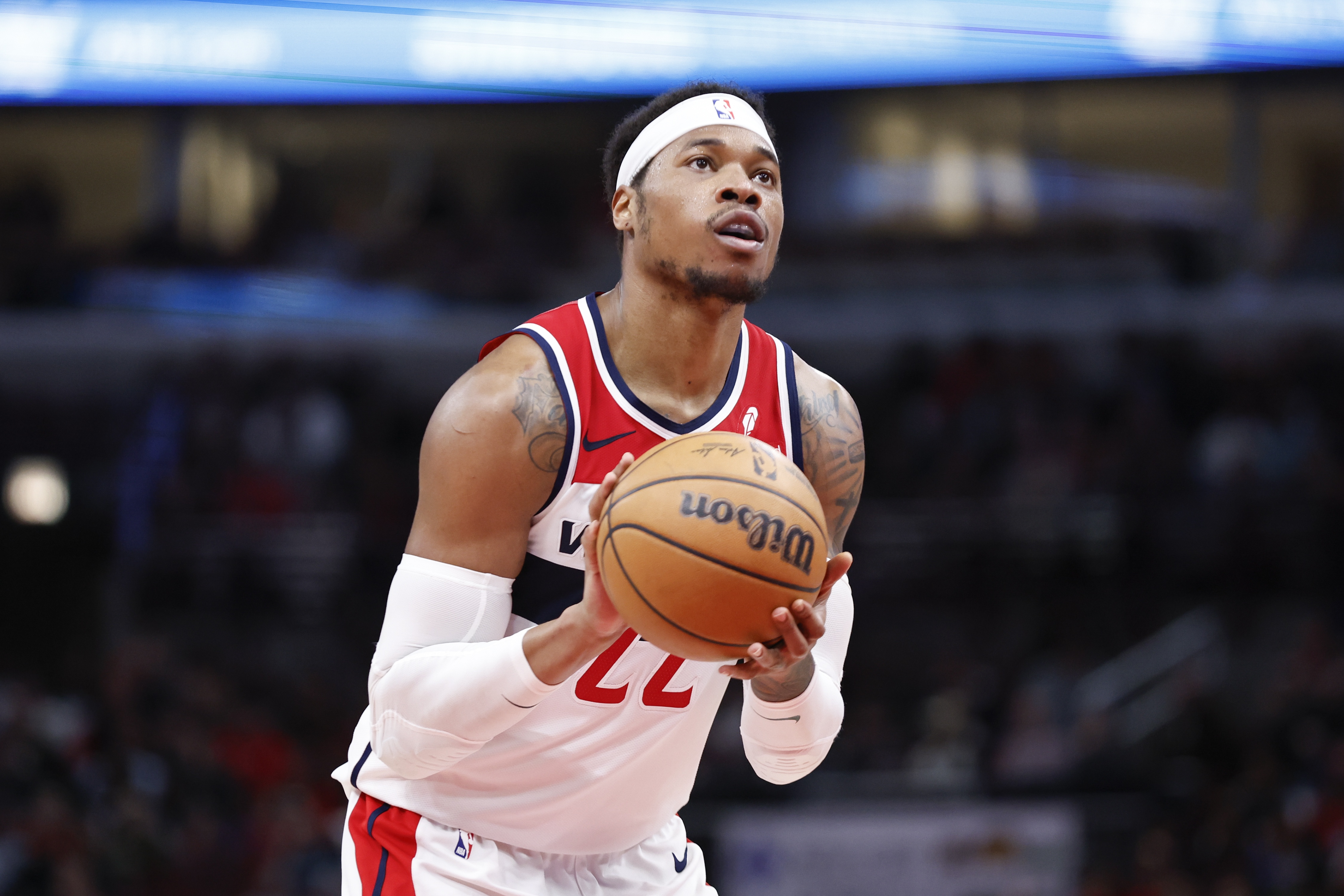 欧媒：霍姆斯仍在寻求NBA的保障合同 若失败将加盟帕纳辛纳科斯