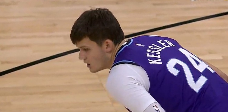 真有谱啊！基昂特-乔治突破外传 凯斯勒接球调整三分自信命中！